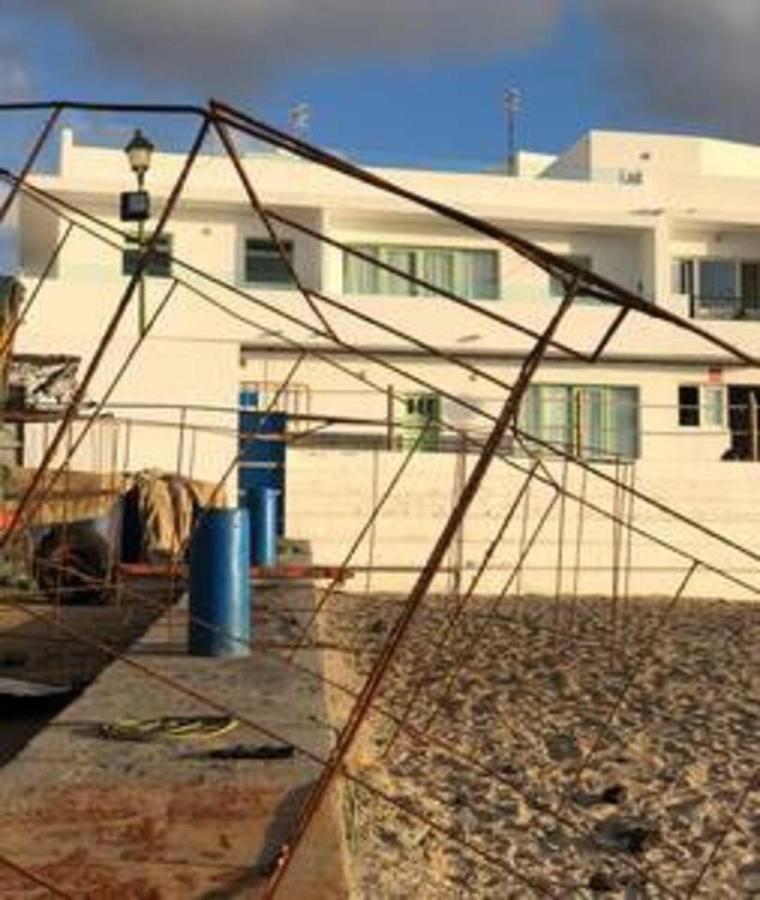 Casa Anclada En La Santa- 4 Apartamentos Frente Al Mar- 1ª Linea Solarium Barbacoa Esterno foto