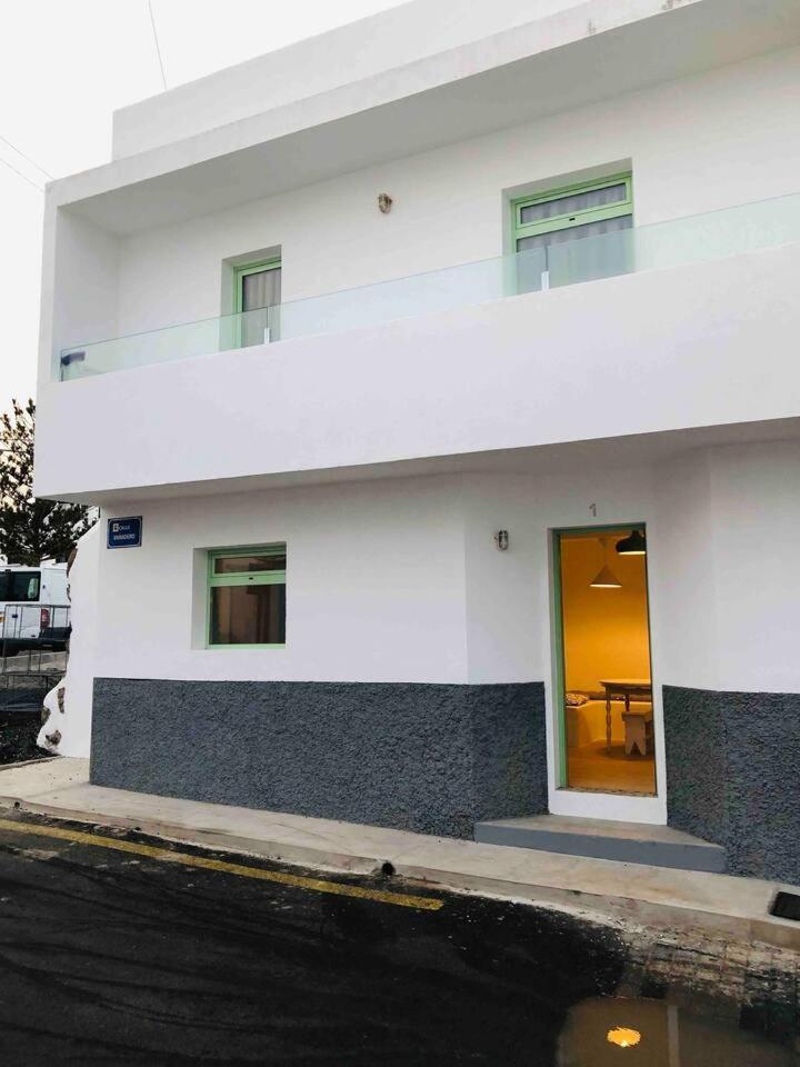 Casa Anclada En La Santa- 4 Apartamentos Frente Al Mar- 1ª Linea Solarium Barbacoa Camera foto